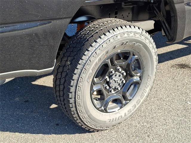 new 2025 Ford F-250 car, priced at $56,865