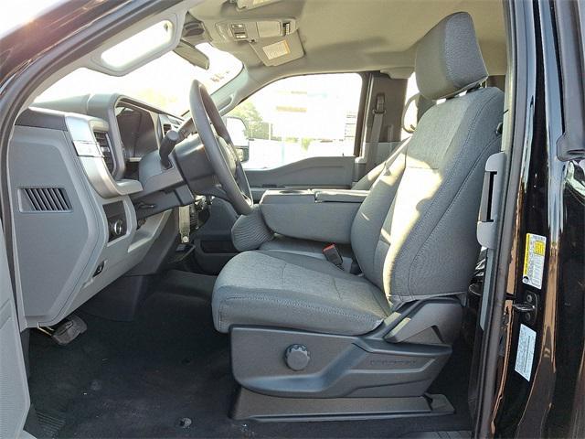 new 2025 Ford F-250 car, priced at $56,865