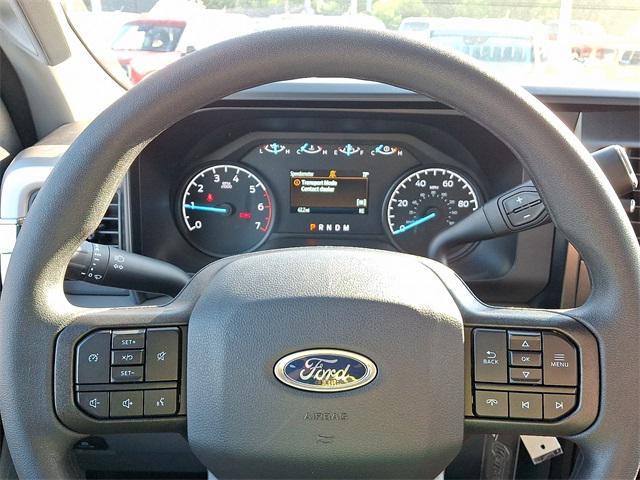 new 2025 Ford F-250 car, priced at $56,865