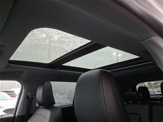 used 2022 Ford Explorer car, priced at $31,350