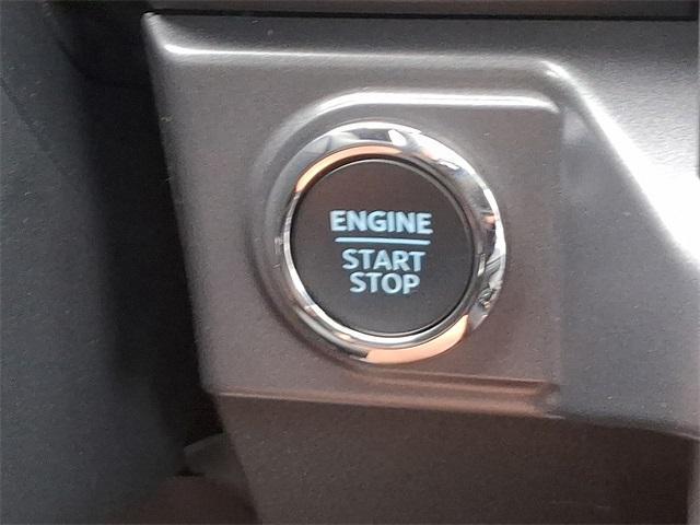 new 2025 Ford F-150 car, priced at $67,271
