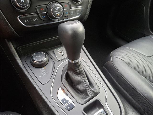 used 2021 Jeep Cherokee car, priced at $18,990