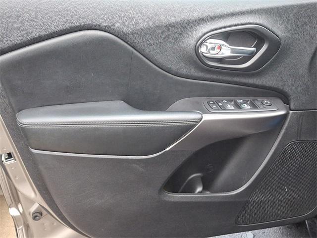 used 2021 Jeep Cherokee car, priced at $18,990