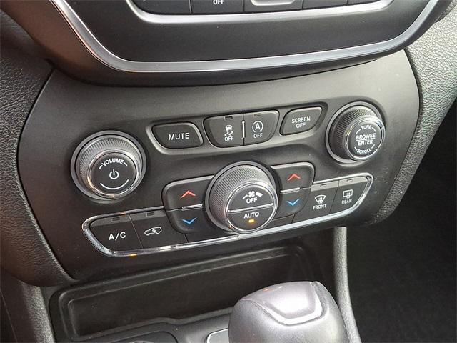 used 2021 Jeep Cherokee car, priced at $18,990
