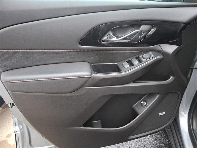 used 2023 Chevrolet Traverse car, priced at $36,990