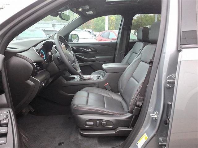 used 2023 Chevrolet Traverse car, priced at $36,990