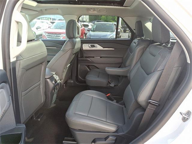 new 2025 Ford Explorer car, priced at $46,761