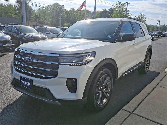 new 2025 Ford Explorer car, priced at $46,761