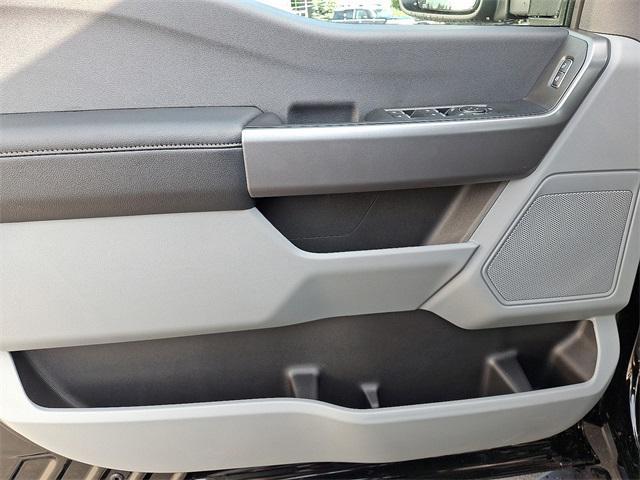 new 2025 Ford F-250 car, priced at $57,945