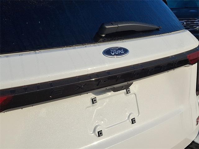 new 2025 Ford Explorer car, priced at $59,638