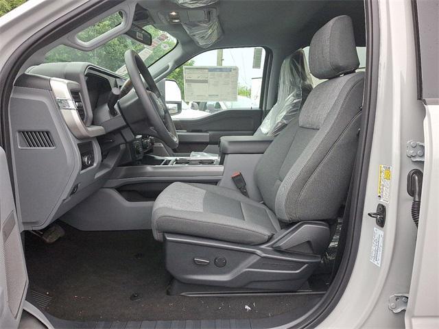 new 2025 Ford F-250 car, priced at $72,780