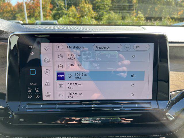 used 2024 Volkswagen Atlas car, priced at $31,964