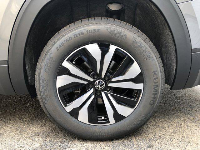 new 2025 Volkswagen Atlas car, priced at $40,880