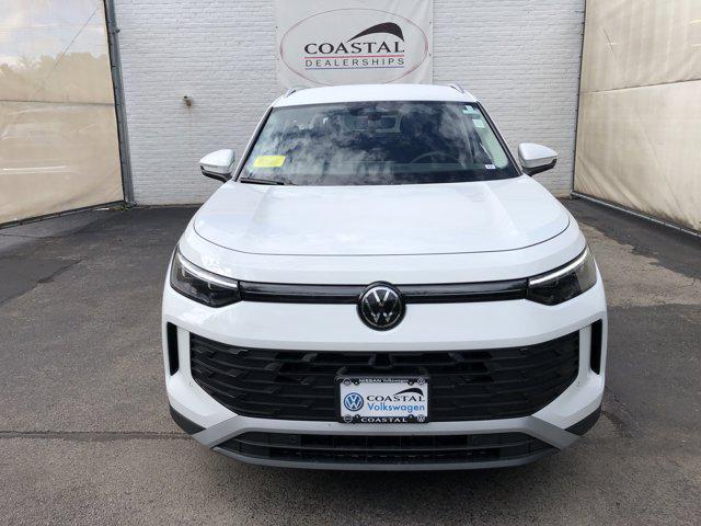 new 2025 Volkswagen Tiguan car, priced at $35,946