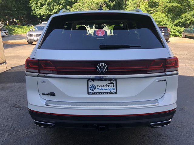 new 2024 Volkswagen Atlas car, priced at $49,677