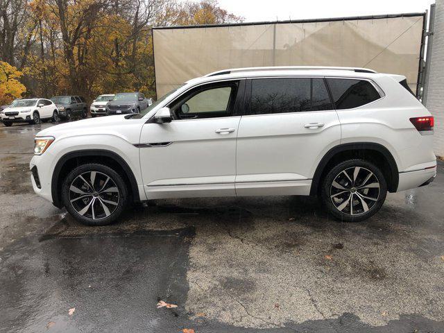 new 2025 Volkswagen Atlas car, priced at $54,615