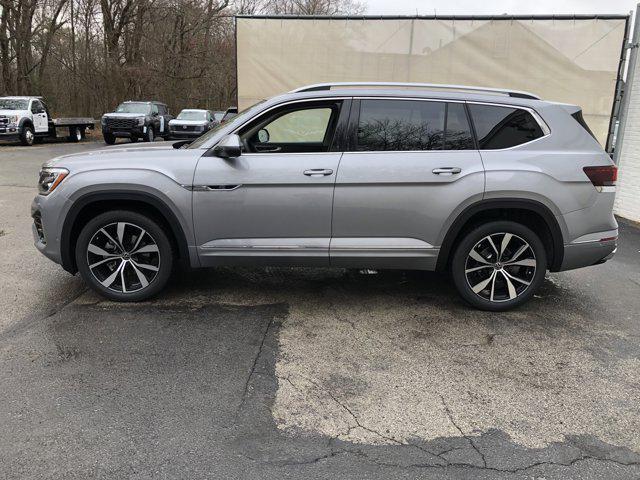 new 2025 Volkswagen Atlas car, priced at $54,214