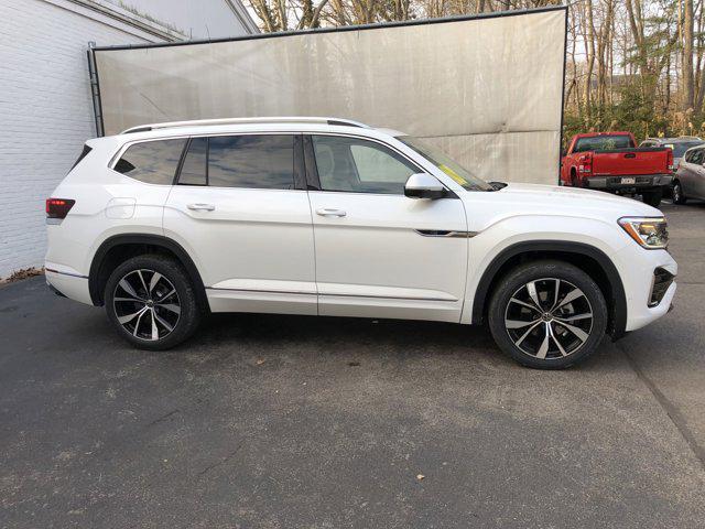 new 2025 Volkswagen Atlas car, priced at $54,788