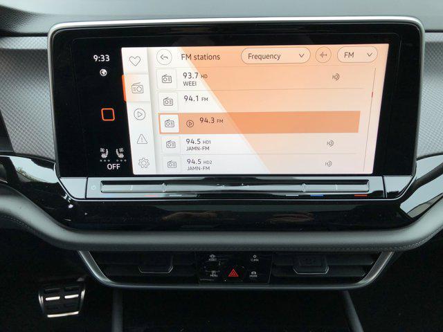 new 2025 Volkswagen Atlas car, priced at $47,275