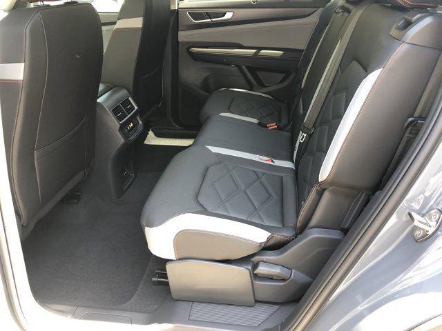new 2025 Volkswagen Atlas car, priced at $47,712