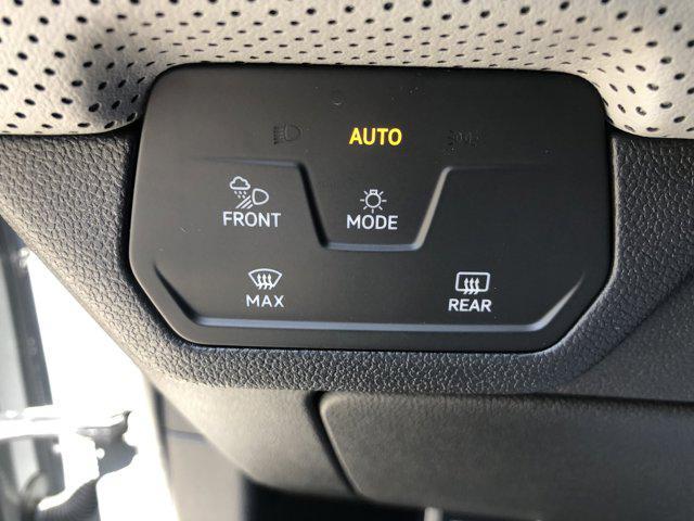 new 2025 Volkswagen Atlas car, priced at $47,712