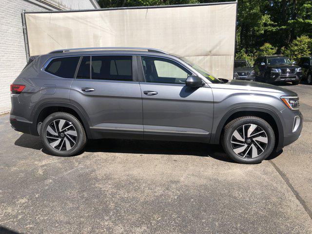 new 2025 Volkswagen Atlas car, priced at $49,368