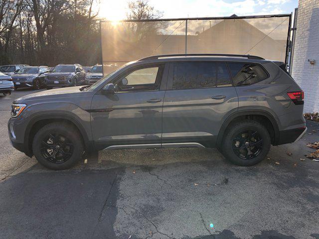 new 2025 Volkswagen Atlas car, priced at $47,683