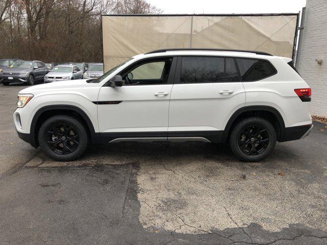 new 2025 Volkswagen Atlas car, priced at $47,246