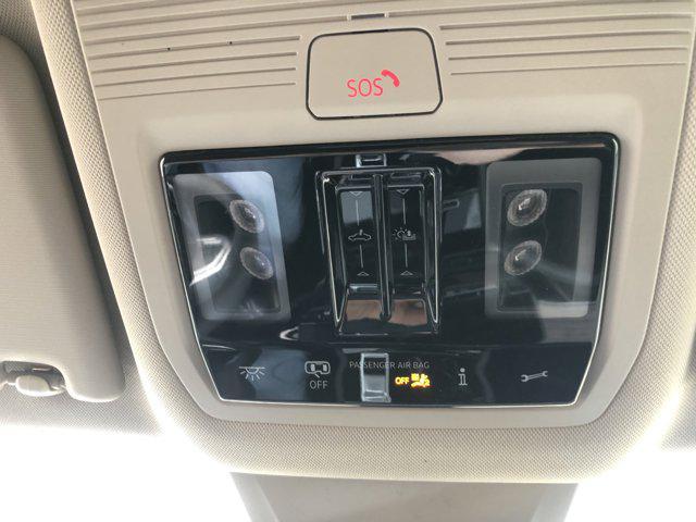 new 2025 Volkswagen Atlas car, priced at $54,214