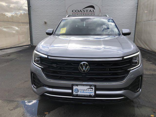 new 2024 Volkswagen Atlas car, priced at $52,557