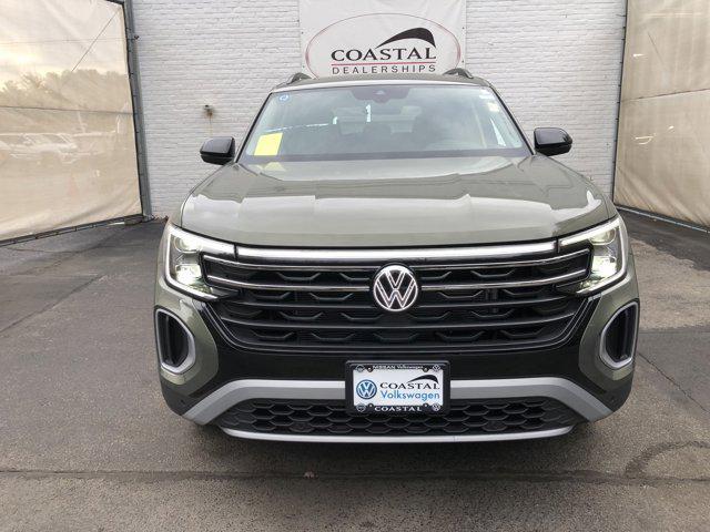 new 2025 Volkswagen Atlas car, priced at $47,246