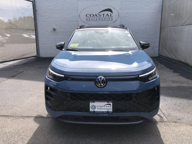 new 2025 Volkswagen Tiguan car, priced at $39,730