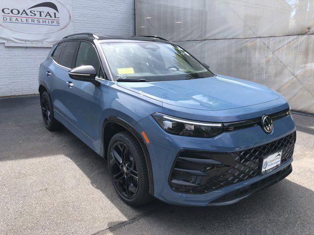 new 2025 Volkswagen Tiguan car, priced at $39,730