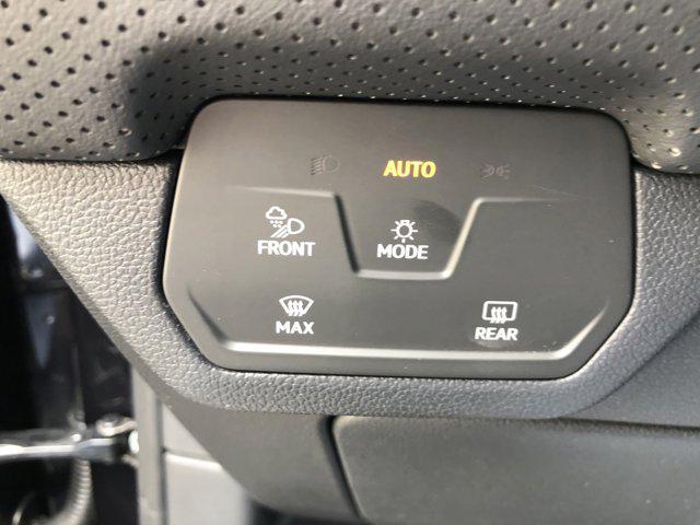 new 2025 Volkswagen Atlas car, priced at $49,006