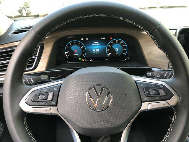 new 2025 Volkswagen Atlas car, priced at $45,000