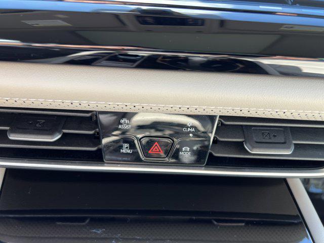 used 2024 Volkswagen Atlas car, priced at $42,994