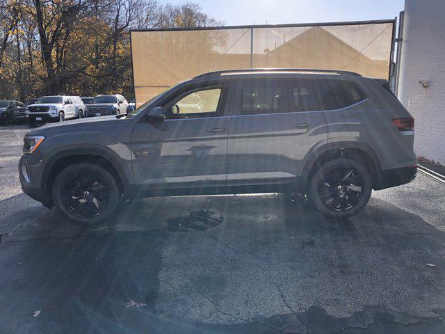 new 2025 Volkswagen Atlas car, priced at $47,005