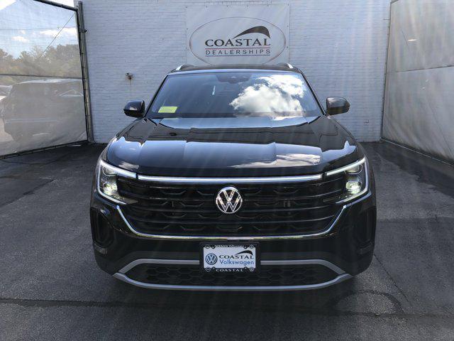 new 2026 Volkswagen Atlas Cross Sport car, priced at $47,019