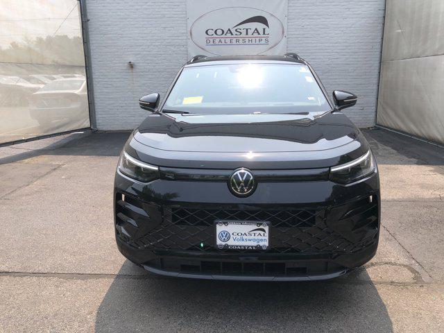 new 2025 Volkswagen Tiguan car, priced at $37,903