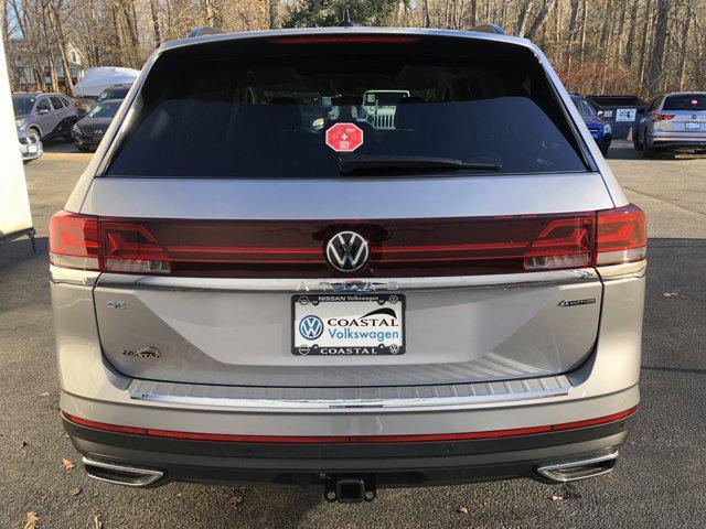 new 2025 Volkswagen Atlas car, priced at $46,317