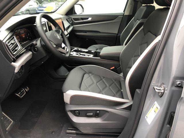 new 2025 Volkswagen Atlas car, priced at $48,085