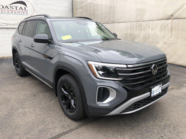 new 2025 Volkswagen Atlas car, priced at $48,085