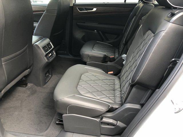 new 2025 Volkswagen Atlas car, priced at $55,104