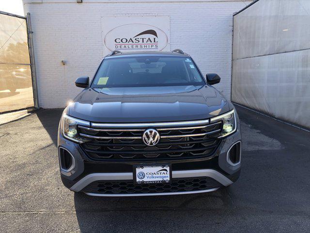 new 2025 Volkswagen Atlas car, priced at $48,144