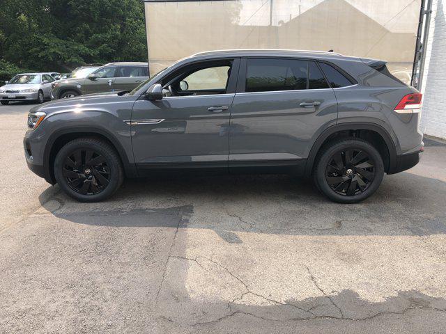 new 2025 Volkswagen Atlas Cross Sport car, priced at $46,002