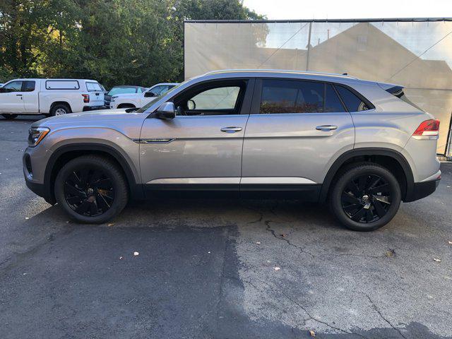 new 2025 Volkswagen Atlas Cross Sport car, priced at $45,392