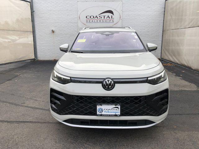 new 2026 Volkswagen Tiguan car, priced at $43,890
