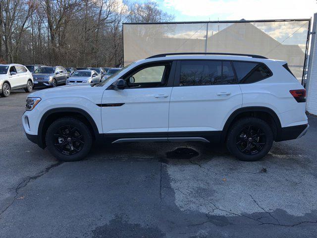 new 2025 Volkswagen Atlas car, priced at $47,246