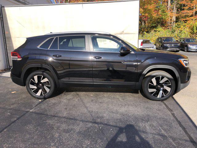 new 2026 Volkswagen Atlas Cross Sport car, priced at $46,742