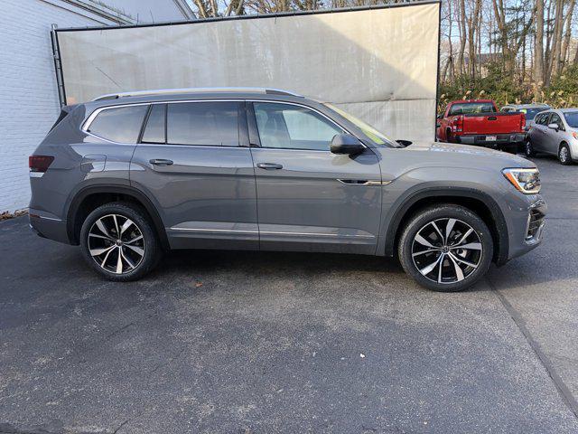 new 2025 Volkswagen Atlas car, priced at $54,699